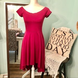 Francesca’s OTS Dress. BNWT! Size Medium